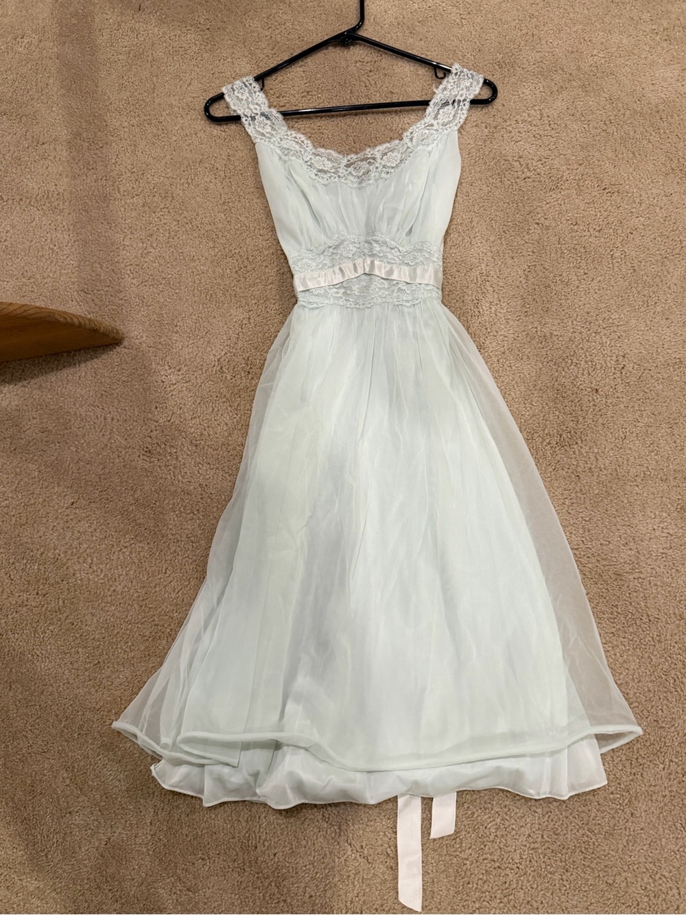 Vintage 50s-60s Vanity Fair Mint Lace Nightgown Dress Size 32